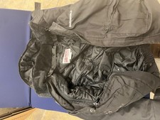 gardaworld mens medium heavy coat 