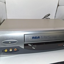RCA VR651HF VCR 4-Head Stereo VHS Tape Player AccuSearch, No Remote Tested Works
