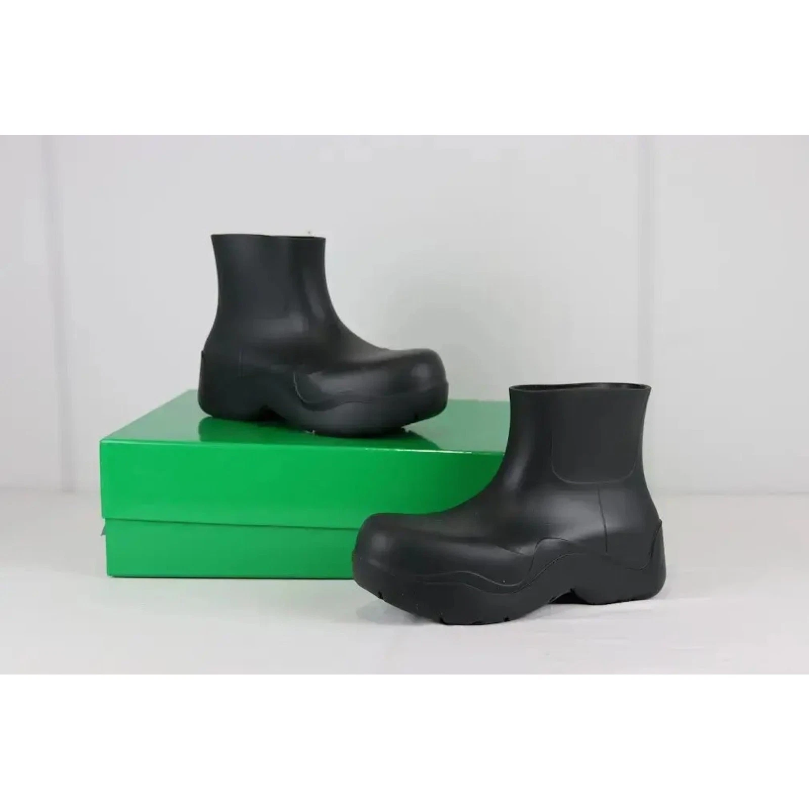Bottega Veneta Puddle Ankle Boots in Camping BNWB 42
