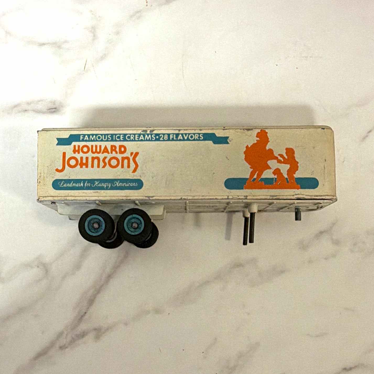 Howard Johnson's 28 Flavors Advertising Diecast Trailer White/Orange/Blue