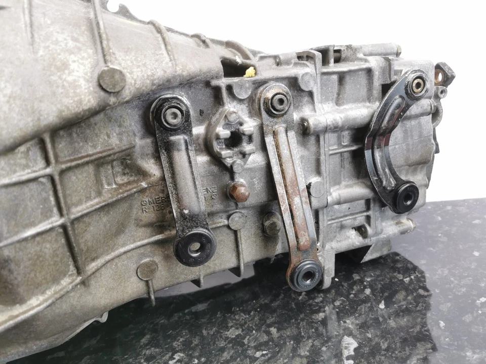 Mercedes Benz W124 320E manual 5 speed gearbox sportline dogleg 1992-1993 - Image 4 of 4