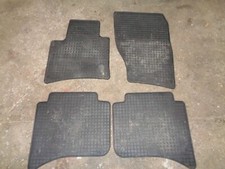 VW Touareg 7P Fußmatten Gummimatten vorne hinten links rechts Petex 63410