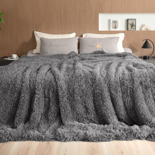 Luxury Faux Fur Throw Blanket, Super Soft King Size Throw Blankets 90x90 inch...