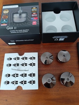 IsoAcoustics Gaia II Lautsprecher Füße, 4 Stück, 54kg