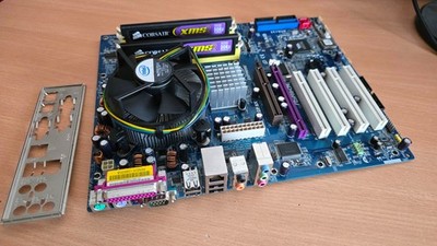 ASRock 4CoreDual-SATA2 R2+ Intel Pentium E6700 3.2GHz CPU and 2GB DDR2 - perfect