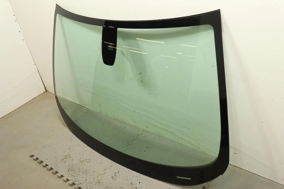 Cadillac XT5 2017-2025 parabrisas delantero ventana vidrio con sensor de lluvia OEM Foto 3 de 4