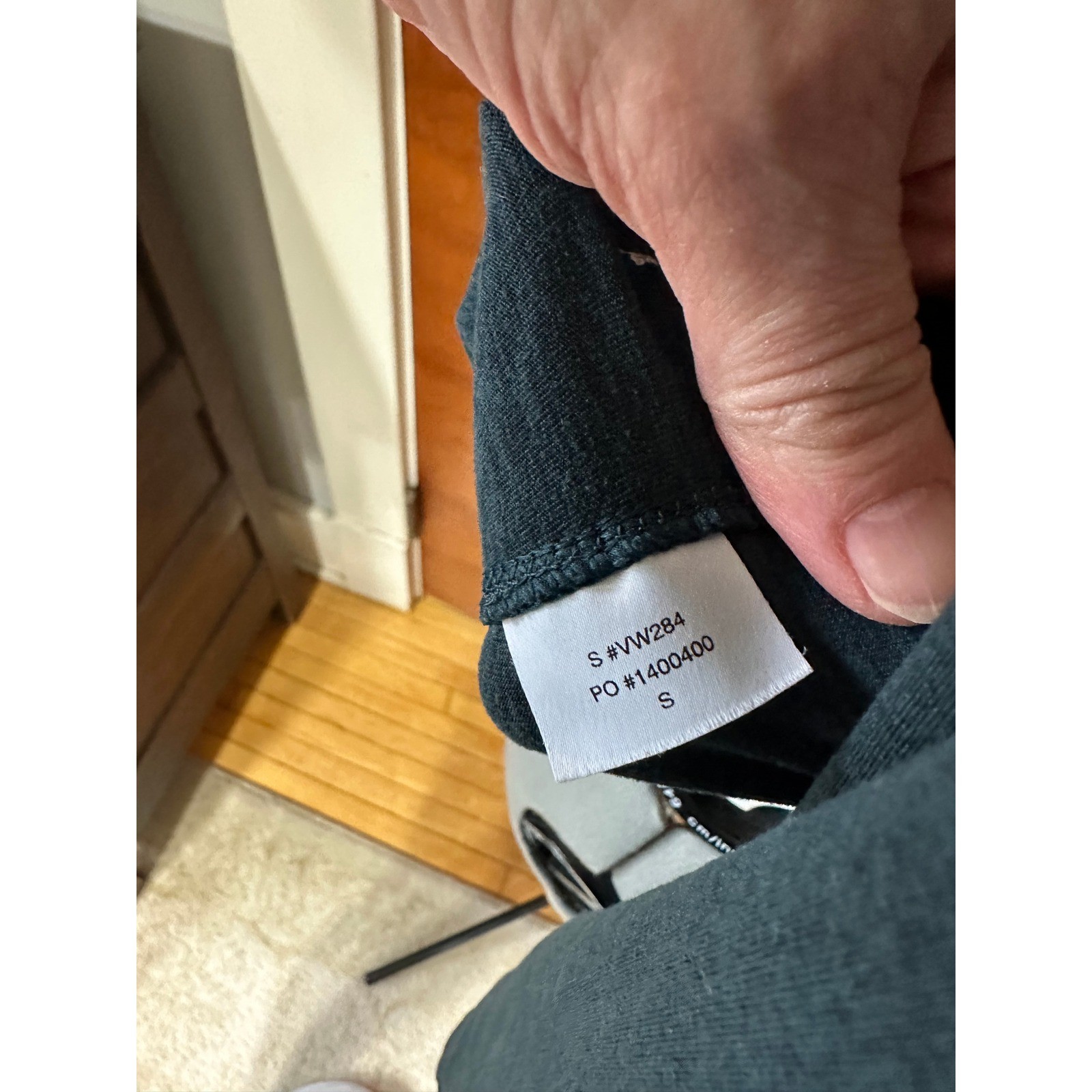 Vuori Half Zip Pullover Small EUC Performance Ath… - image 5