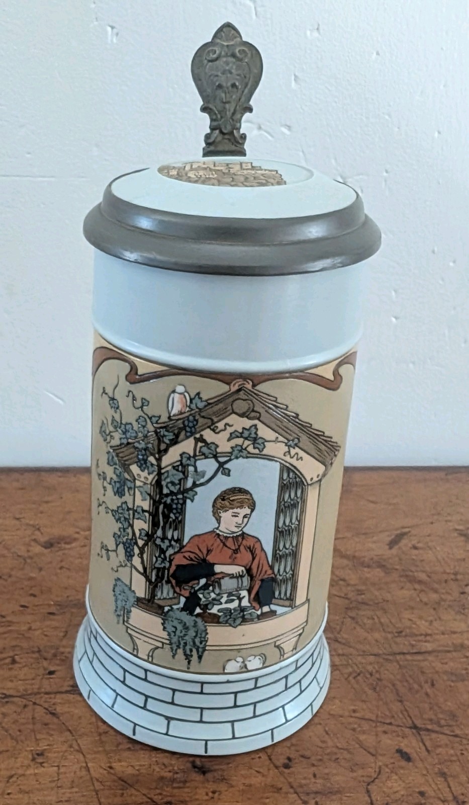 Antique c 1904 Mettlach No. 2833 lidded Beer Stein 1/2 liter~Girl and Song Verse