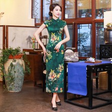 Women Evening Party Dress Chinese Traditional Silk Cheongsam Model Catwalk Qipao