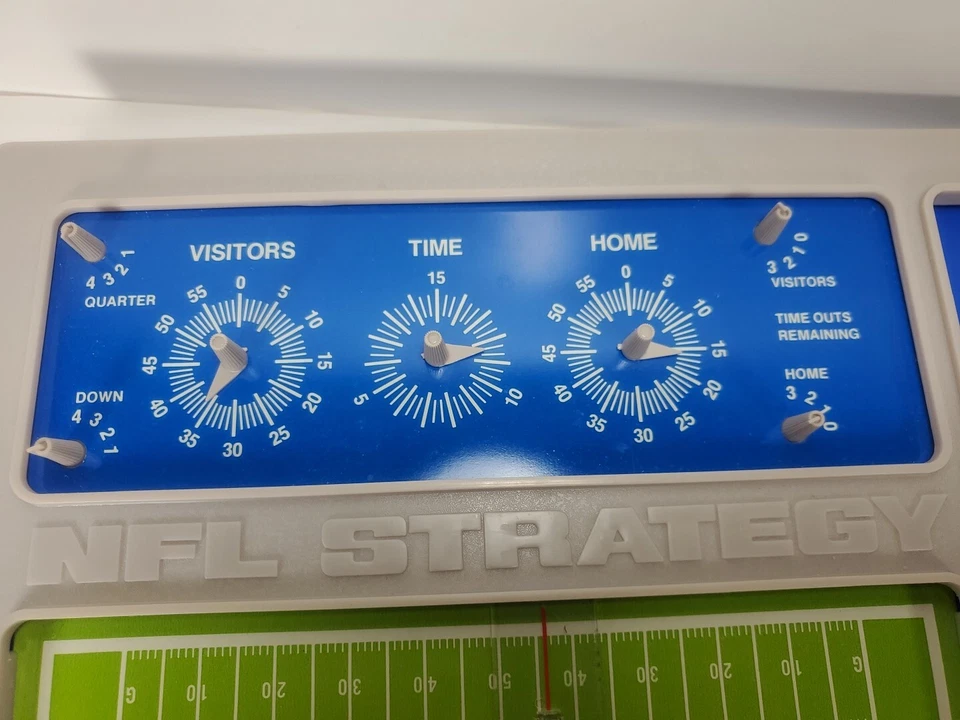 Tudor Games NFL Strategy Game Board Base Scoreboard 1976 Replacement Parts Piece - Image 4 of 4