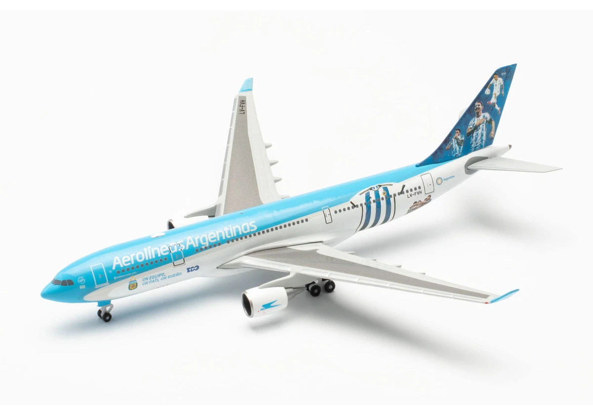 HERPA SNAP-FIT - Airbus A330 Beluga XL - Modèle d'avion - 1:200 - comme