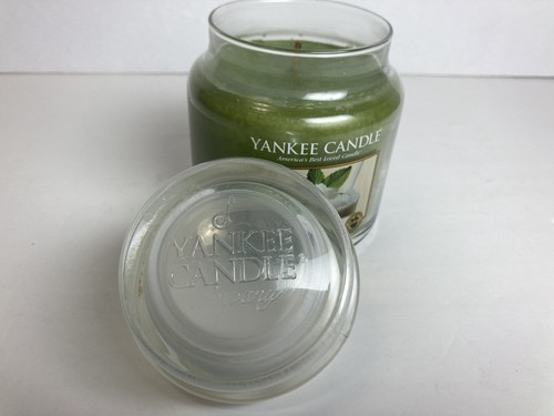 Yankee Candle Company Vanilla Lime Medium Jar - Picture 7 of 8