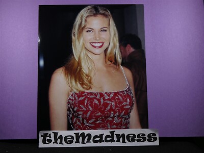 8''x10'' Color Celebrity Photo Picture Brooke Burns Baywatch Just Shoot Me Chase 2