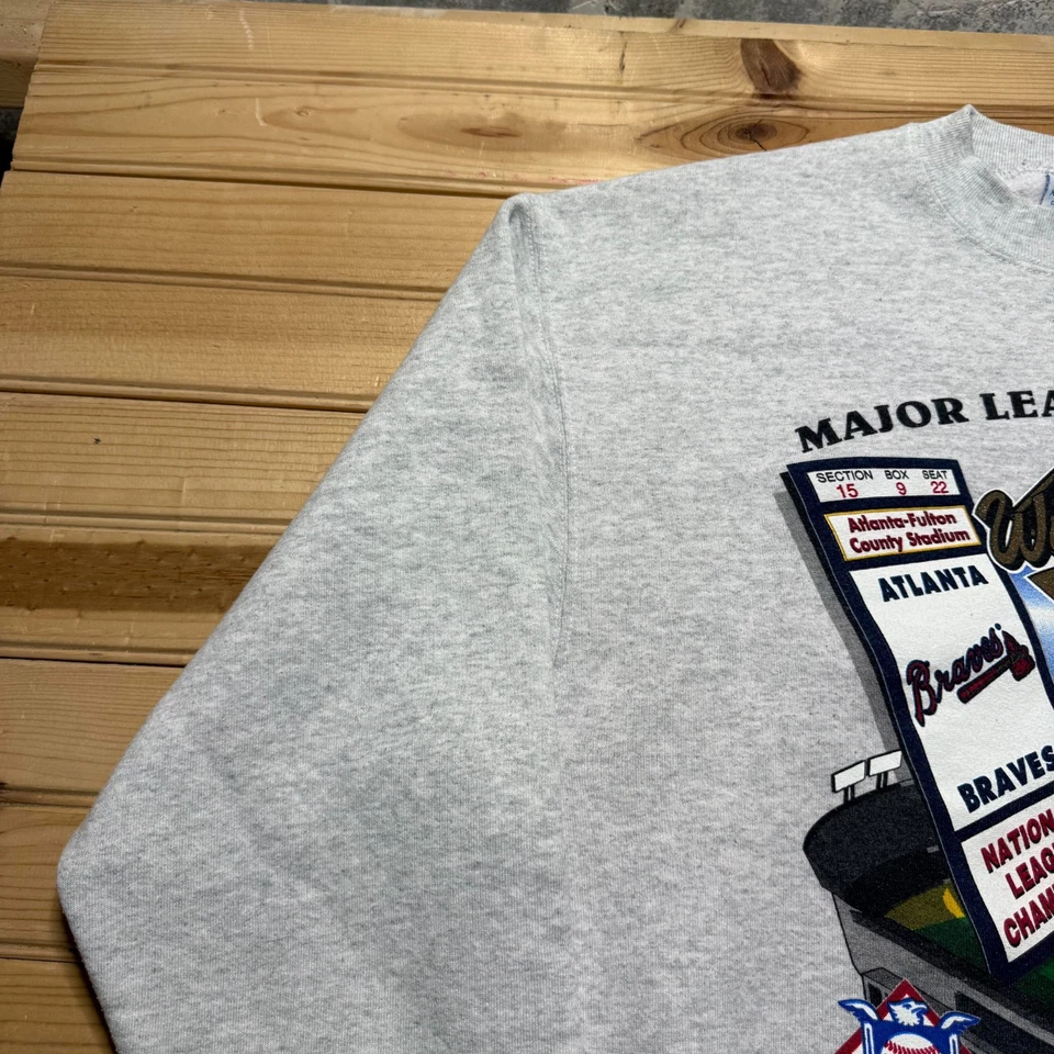 Vintage 1995 Atlanta Braves vs Cleveland Indians World Series MLB Sweatshirt XL - Image 4 of 4