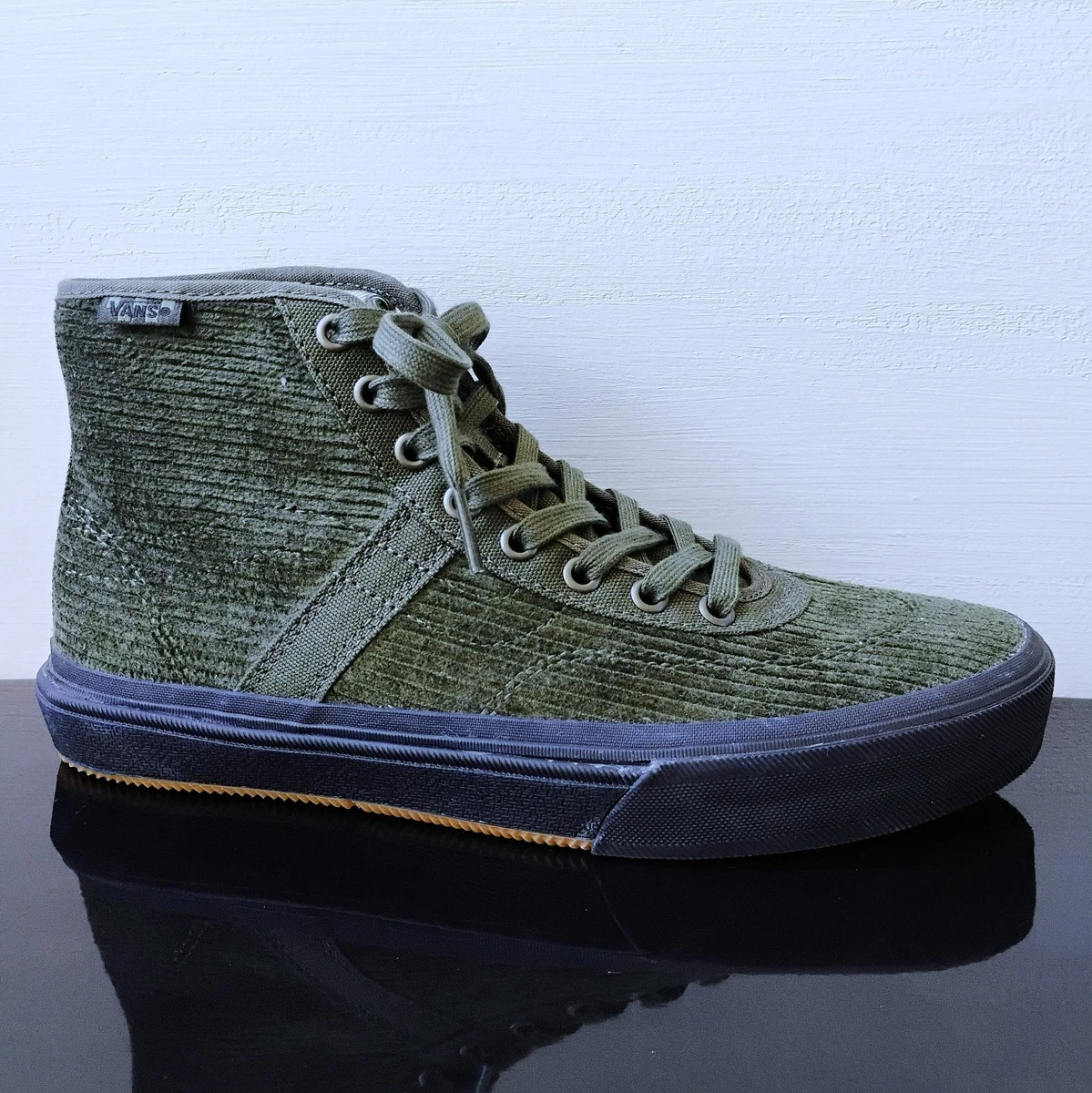 VANS Crockett High Green for Sale | Authenticity Guaranteed  display picture 1