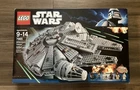 LEGO STAR WARS: MILLENNIUM FALCON (7965) DISPLAYED COMPLETE