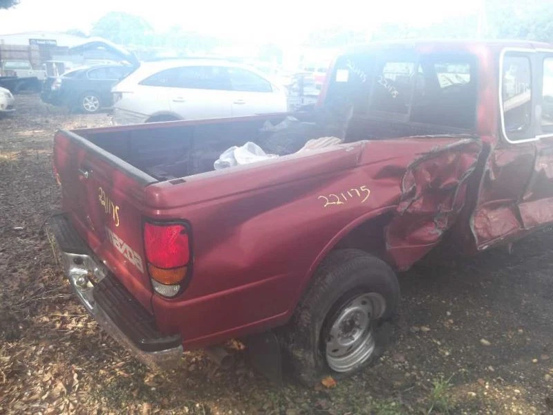 乘客转角/公园灯挡泥板安装适合 98-00 MAZDA B-2500 455156 — 第 4/4 张图片