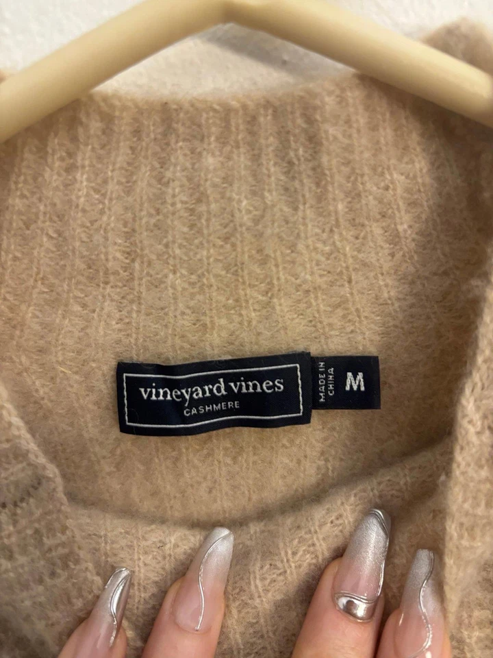 Suéter Vineyard Vines 100 % cachemir cuello falso talla mediana Foto 3 de 4