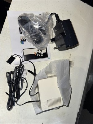 Hornby R7292 HM6000 Controller und P9100 Stecker BRANDNEU