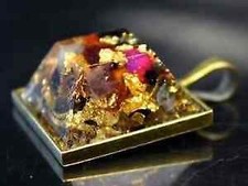 Orpanit&reg; Orgonit Amulett Maya Pyramide gefasst Xian
