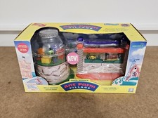 Vintage UNCLE MILTONS ANT FARM VILLAGE Tiny Town Break Resistant Escape Proof