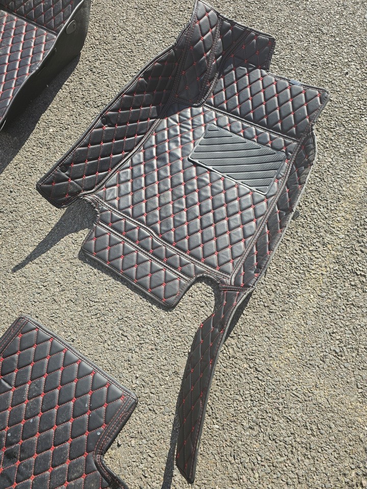 20162019 Honda Civic 5 Door Diamond Leather Floor Mats Black/Red eBay