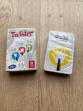 Hasbro Gaming Twister Kartenspiel Partyspiel für 2-3 Spieler ab 8 Jahren
