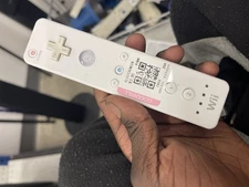 Nintendo Wii Remote & GameCube Controller White Ergonomic Wireless Wired Console