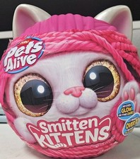 Pets Alive Smitten Kitten by ZURU Purple Capsule Cat Surpsie