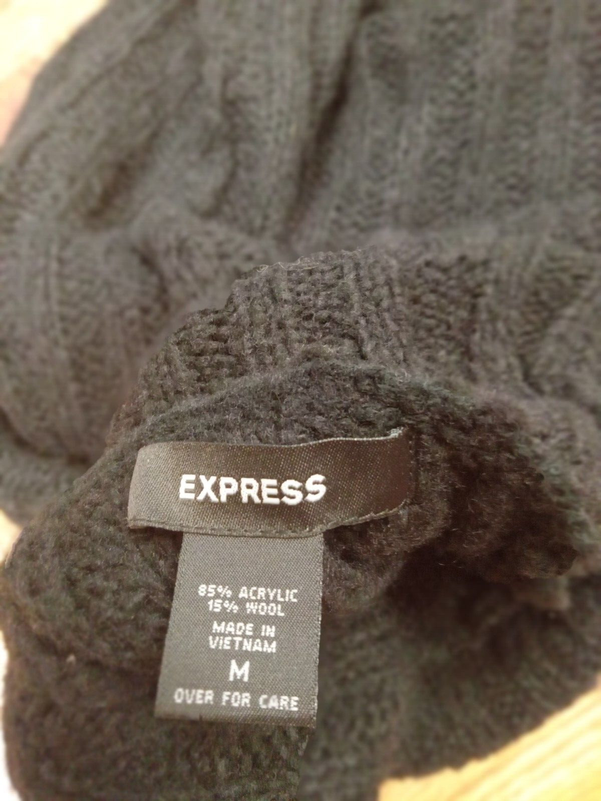 EXPRESS Womens Medium Cable Knit Pullover Sweater… - image 3