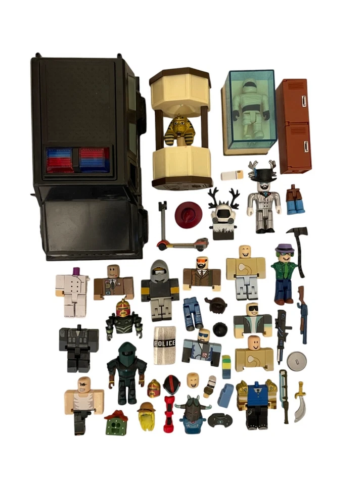 Roblox Toys Massive Lot of 185 Figures Accessories Vehicle no codes MUSE SEE! - Image 2 of 4