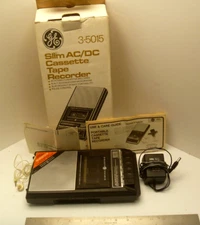 NIB General Electric GE Slim AC/DC Portable Cassette Tape Recorder 3-5015 Tested