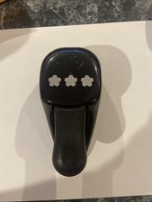 Stampin Up Whale Tail Flower Trio Paper Punch