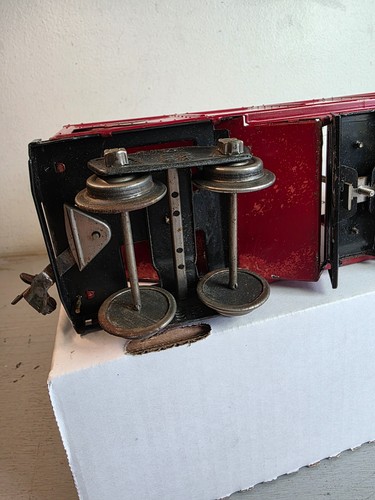 LIONEL No. 516 Hopper Car ++++ Standard Gauge ++++ Red ++++ 1928-1940 ++++ - Picture 7 of 8