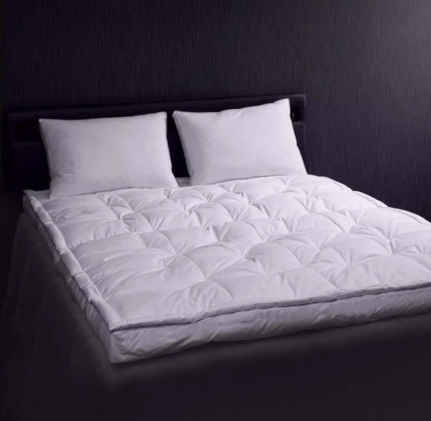 Hotel Mattress Topper Luxurious Canadian, Hungarian, Siberian Goose Down Toppers - Image 1 of 4