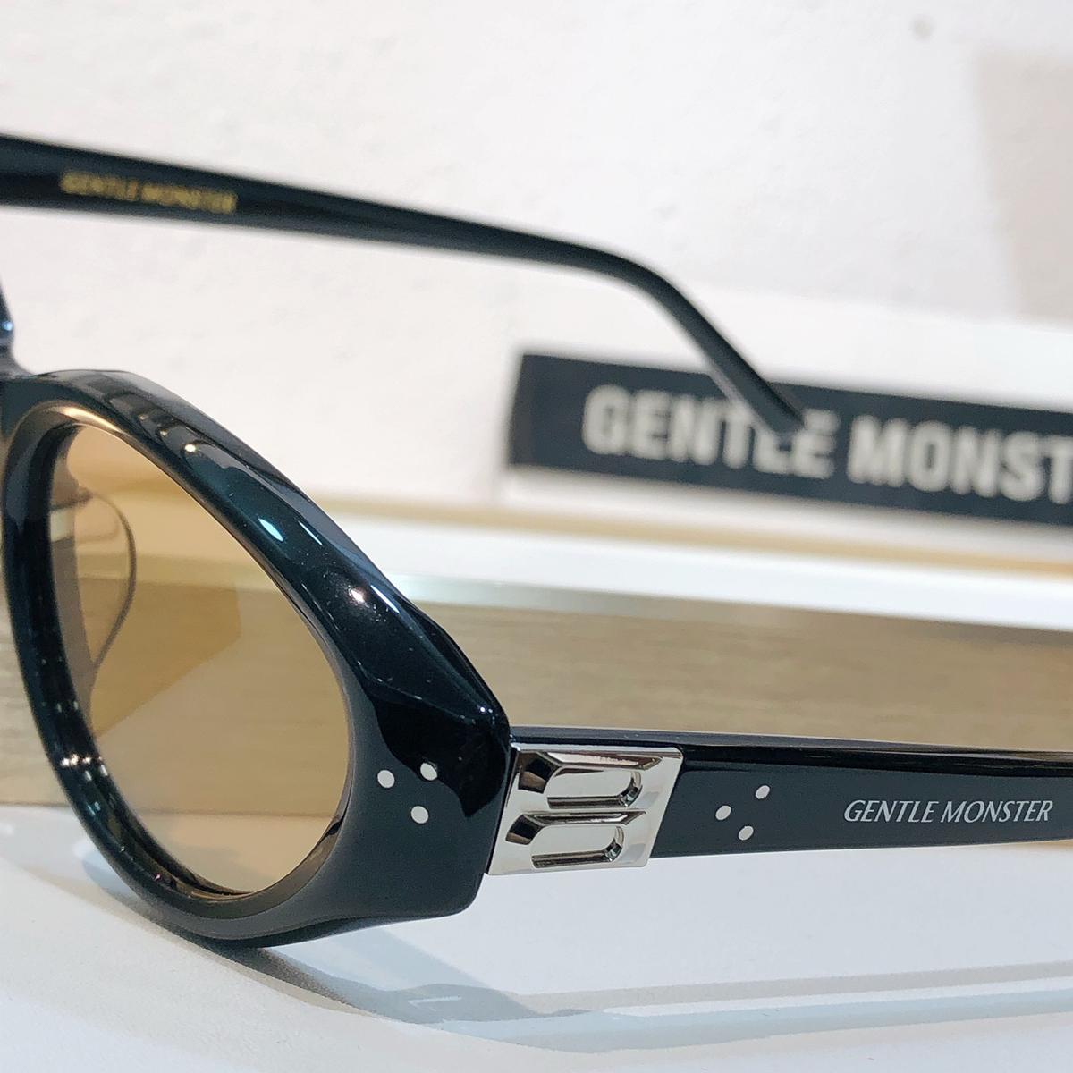 Gentle Monster Brown Lens Sunglasses Vanilla Size 54-20-149 | eBay