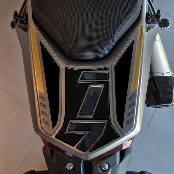 Aufkleber 3D Kompatibel Mit Yamaha Tenere 700 2025-2026 Titanium Heckverkleidung-image