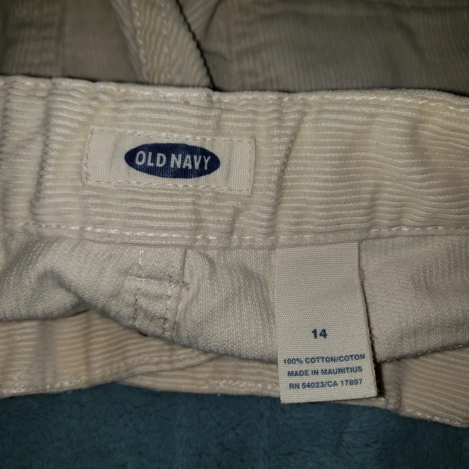 Old Navy Shorts Girls 14 Beige Low Waist Corduroy 100% Cotton Patch Pockets Y2K - Image 3 of 4
