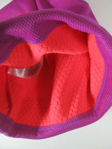 Nike Girls Swoosh Pom Beanie Hat Cap Cuff Youth Size 7/16 NWT $20 - Picture 3 of 3