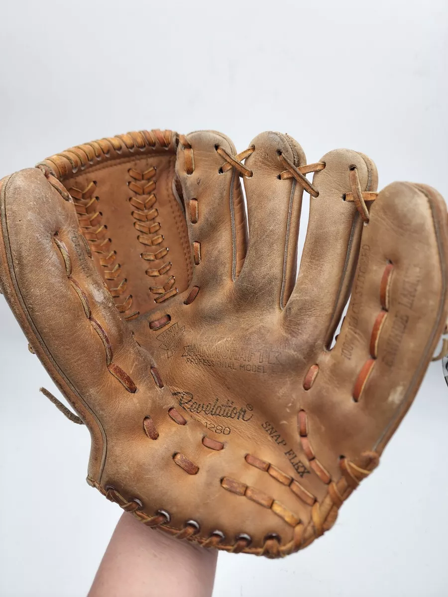 Revelation G 1280 Professional Snap Flex Nylon Stiched RH Throw