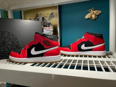 Air Jordan 1 Mid SE Shoes 
