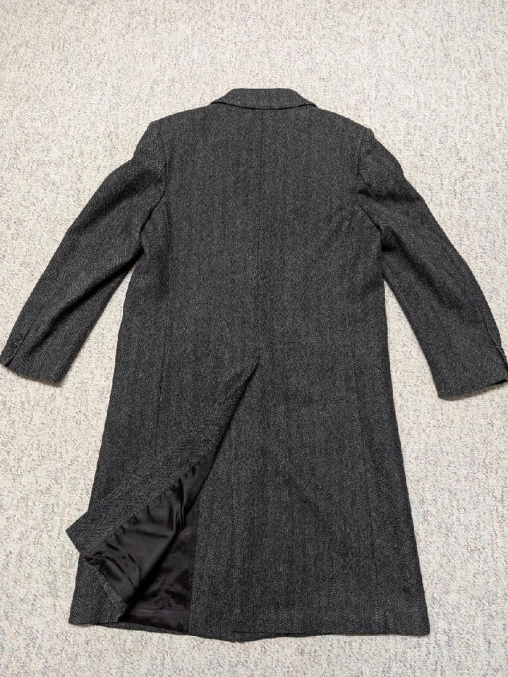 vintage USA made TWEED donegal wool OVERCOAT herringbone 44 charcoal gray L - Image 2 of 4
