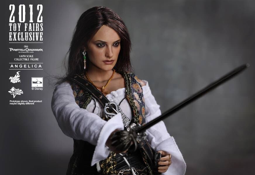 HOT TOYS PIRATES OF THE CARIBBEAN - ANGELICA MMS181 - 1/6 HOT TOYS PIRATES OF THE CARIBBEAN - ANGELICA MMS181 - 1/6