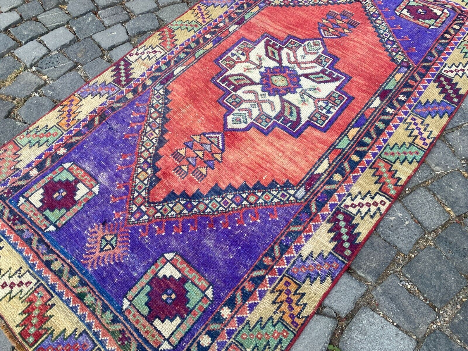 Picture 3 of 11