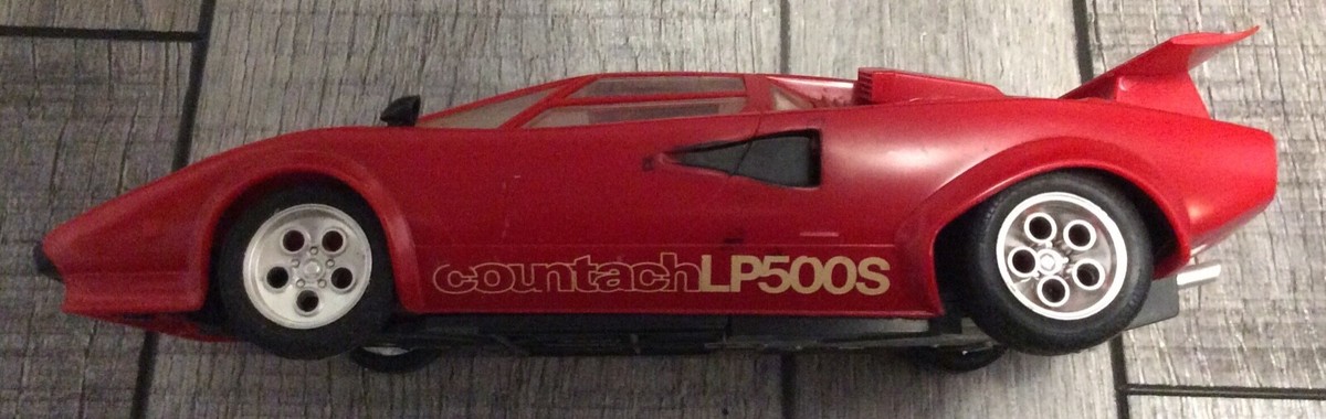 エイダイ製　Lamborghini Countach LP-500S 赤 TAMIYA 1/24 Lamborghini Countach LP500S (Clear Coat Red Body