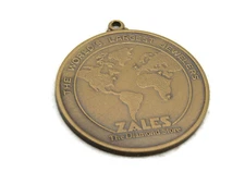Zales The Diamond Store Charm Keychain Pendant Gold Tone