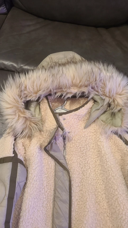 Abrigo River Island Borg - Talla 12 Foto 4 de 4