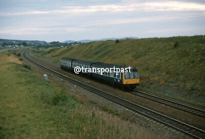 British Railways 3 Wagen D.M.U - North Wales Original 35mm Dia c/w Copyright