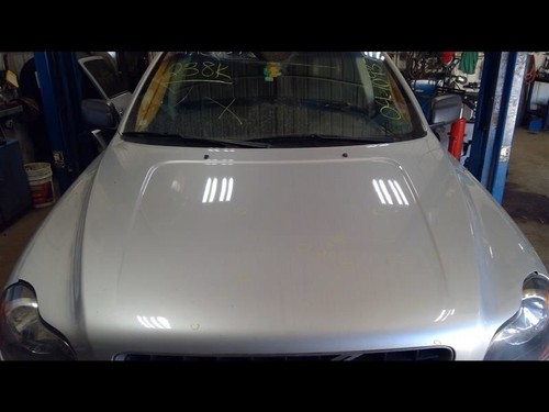 *LOCAL PICKUP ONLY* Hood 5 Cylinder Fits 03-06 VOLVO XC90 10258456