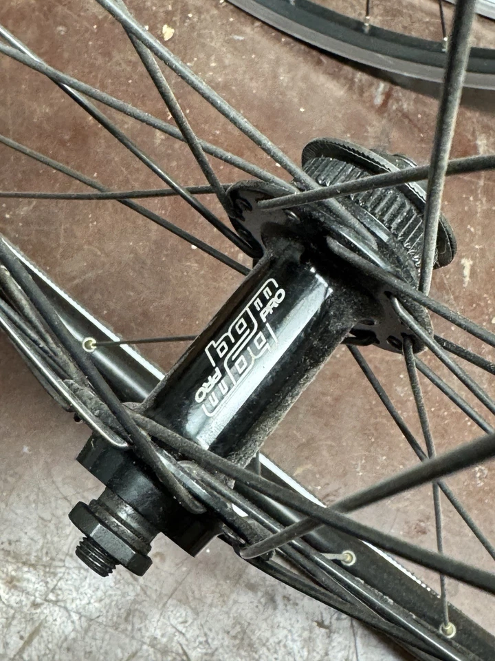 BGM Pro Vorderrad Disc 27,5“ 584 MTB Mavic 419 Continental Speed